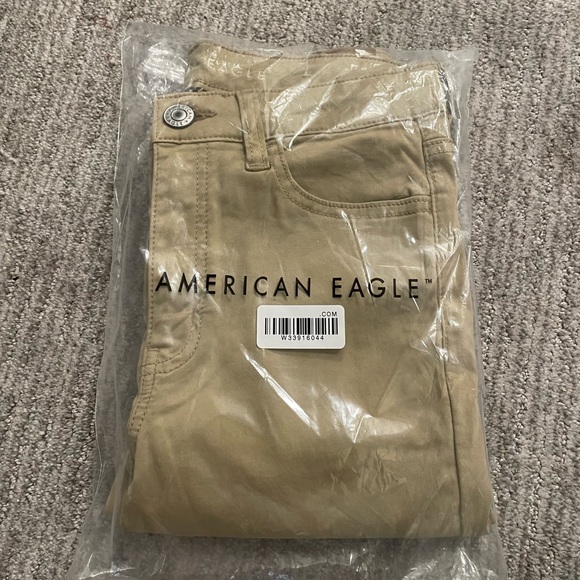 American Eagle Jeans - Picture 2 of 4